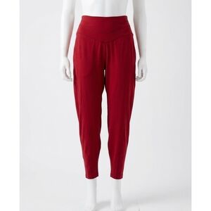 NEW FREE PEOPLE women's never better strech sweatpants in crimson